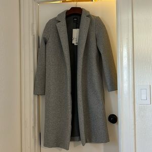 Brand new Zara Lapel coat Small size